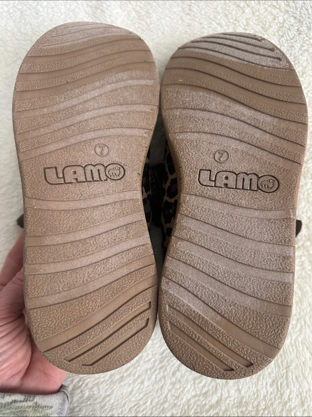 Lamo Paula Canvas Slip-On Comfort Shoes Women 7 Animal Print‎ Faux Wool Lining